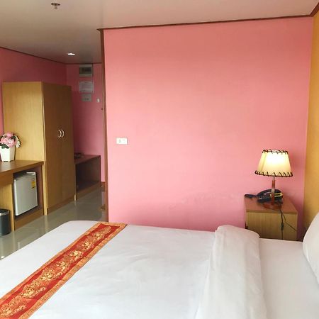 Toh Buk Seng Ayutthaya Hotel Esterno foto