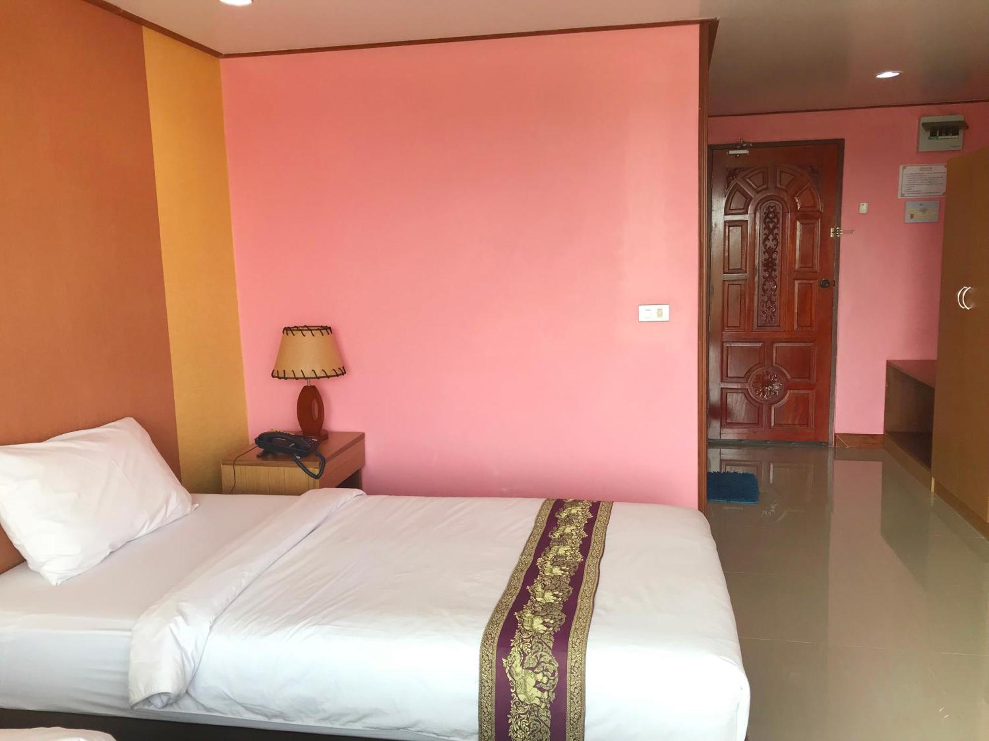 Toh Buk Seng Ayutthaya Hotel Esterno foto