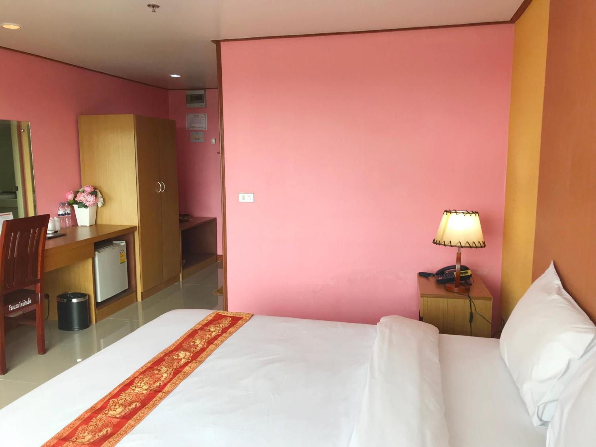 Toh Buk Seng Ayutthaya Hotel Esterno foto