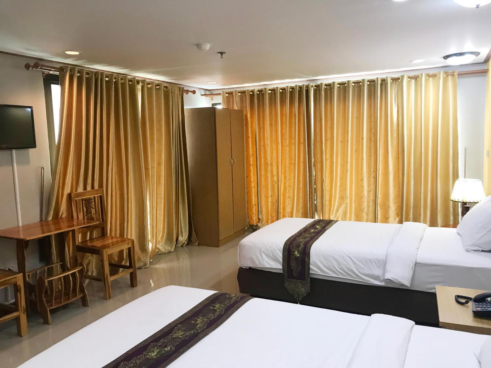 Toh Buk Seng Ayutthaya Hotel Esterno foto