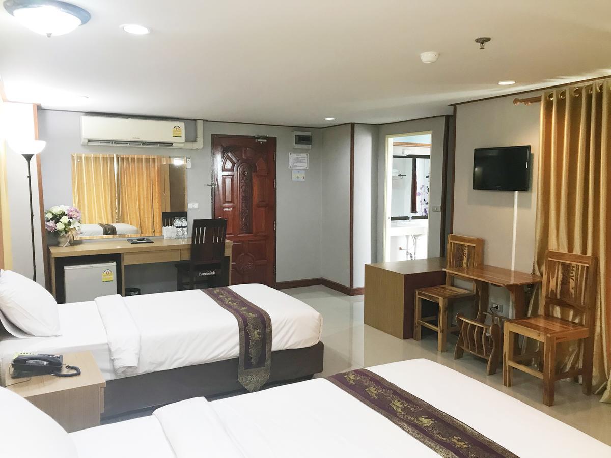 Toh Buk Seng Ayutthaya Hotel Esterno foto