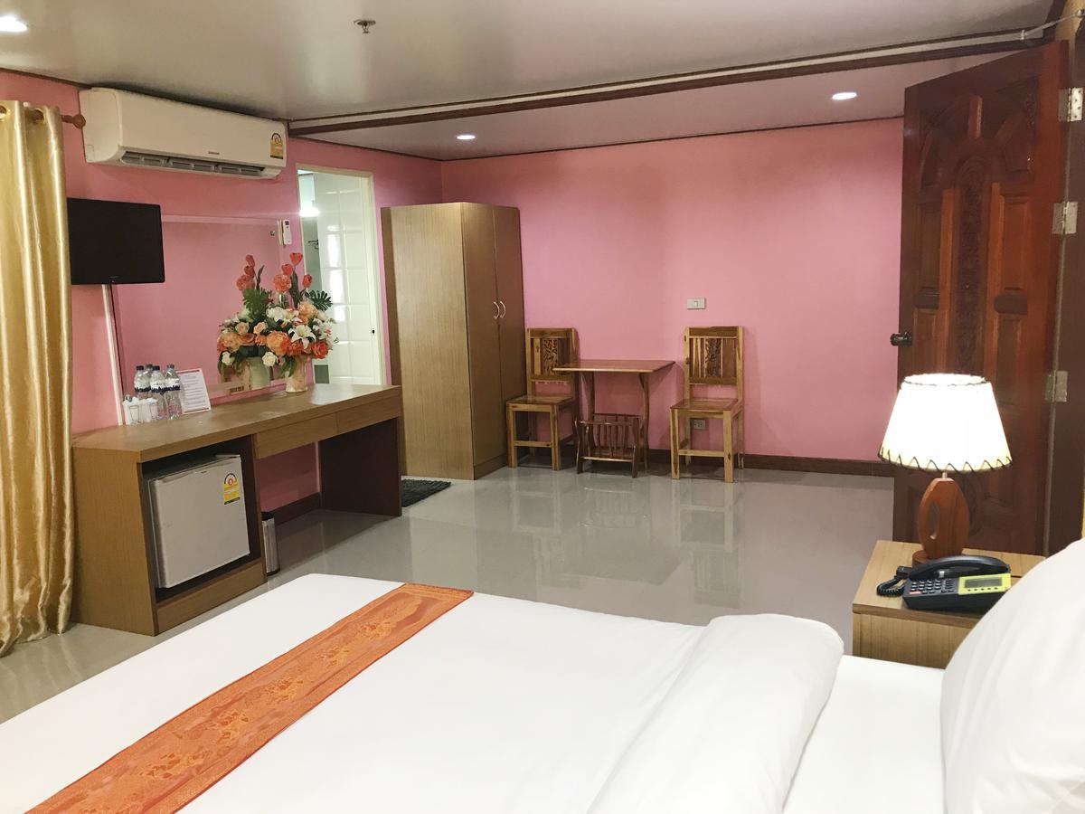 Toh Buk Seng Ayutthaya Hotel Esterno foto