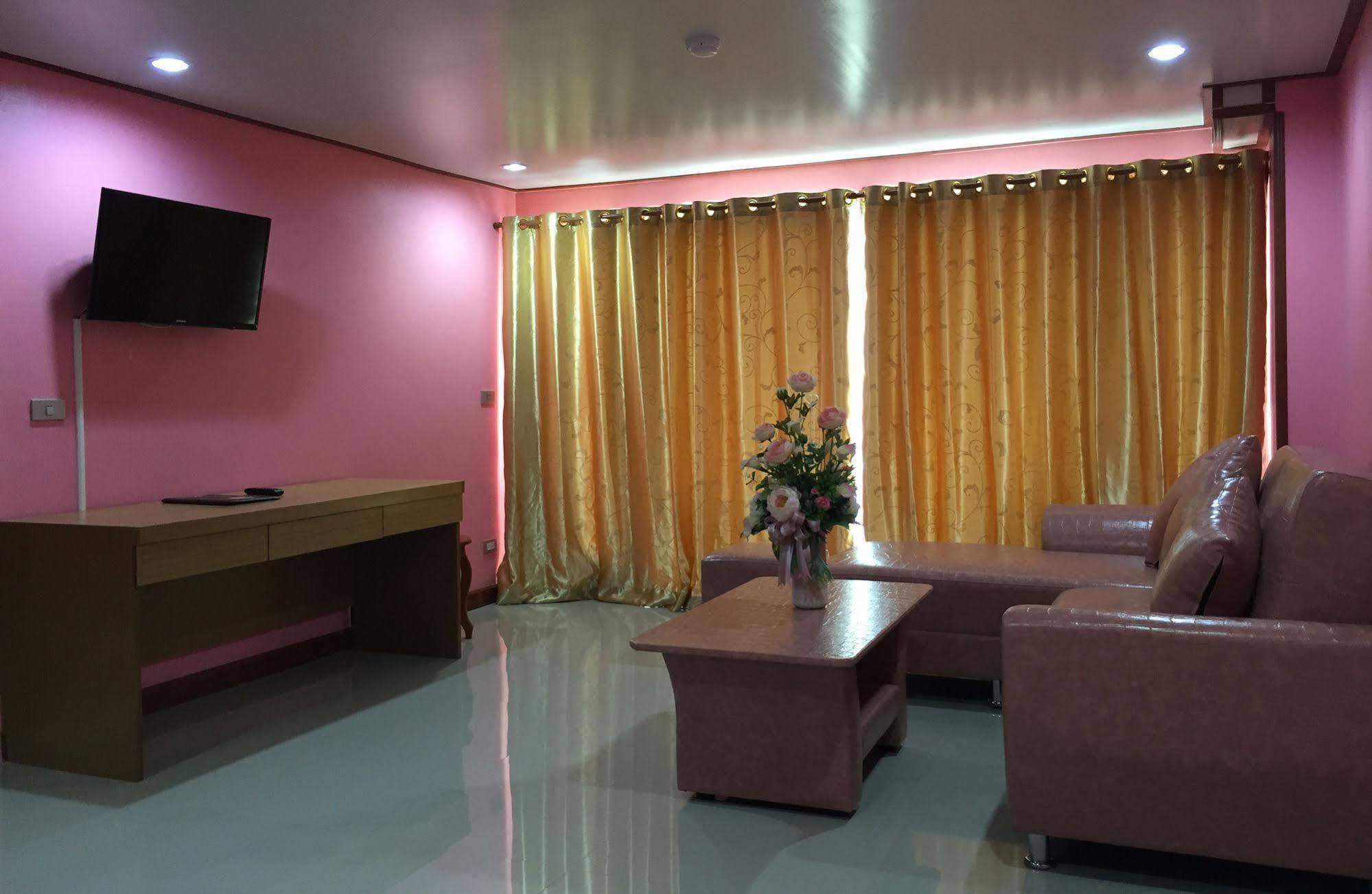 Toh Buk Seng Ayutthaya Hotel Esterno foto