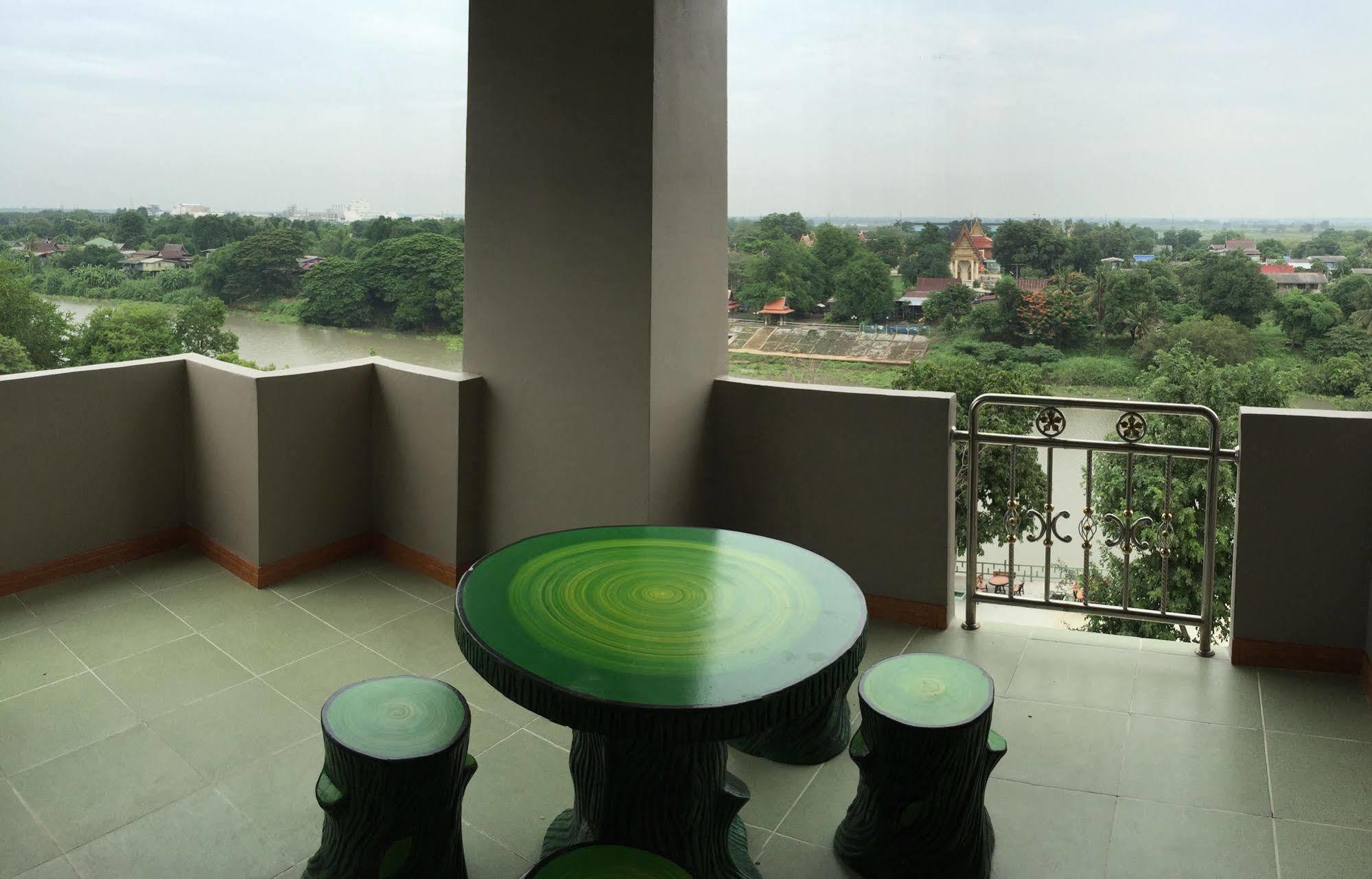 Toh Buk Seng Ayutthaya Hotel Esterno foto